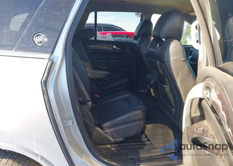 2015 Buick Enclave Leather z USA, uszkodzony, nr VIN 5GAKVBKD4FJ103612